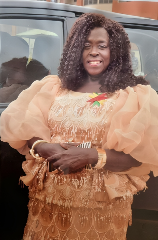 Juliana in Gold Dress